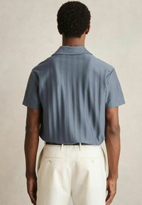 Reiss Ing - airforce blue