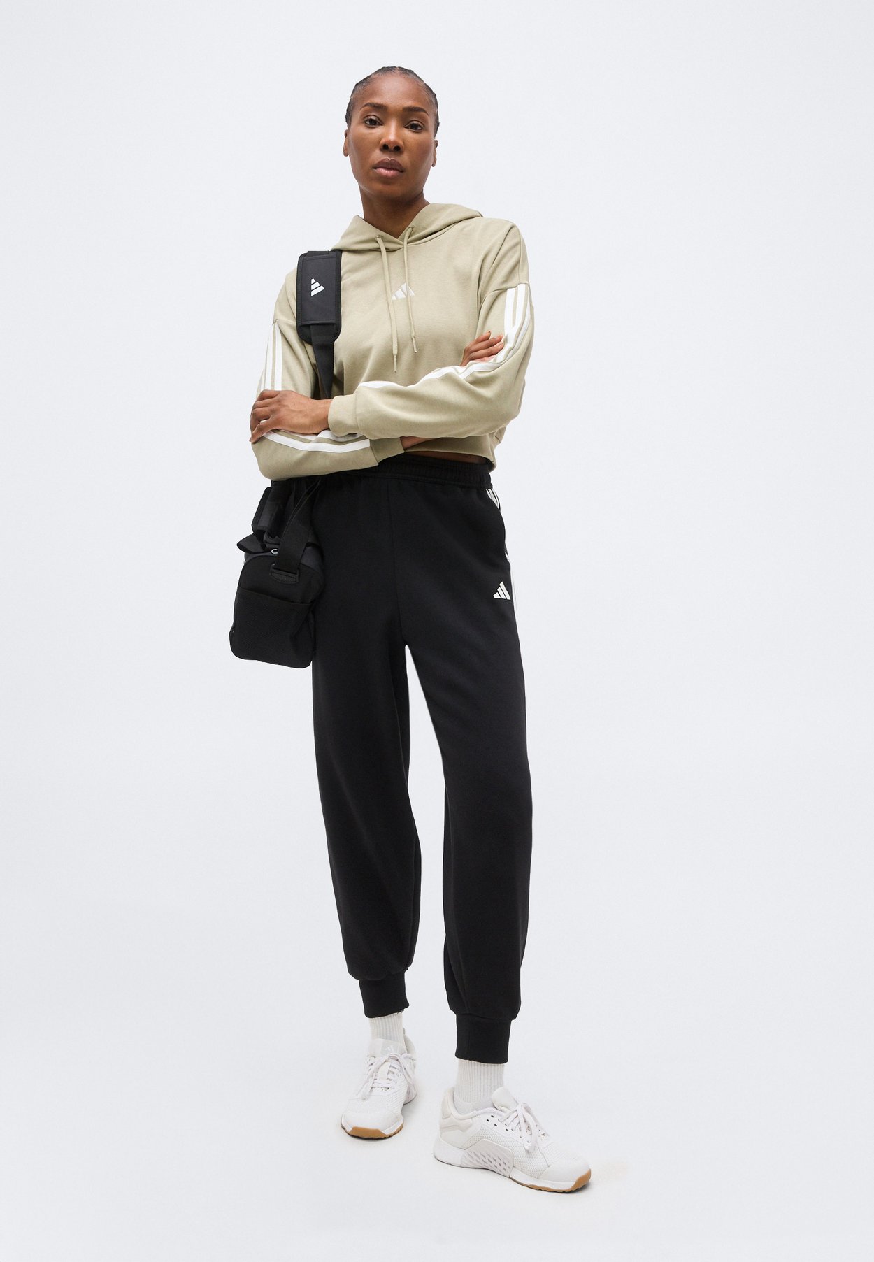 ESSENTIALS 3 STRIPES FRENCH TERRY CROPPED