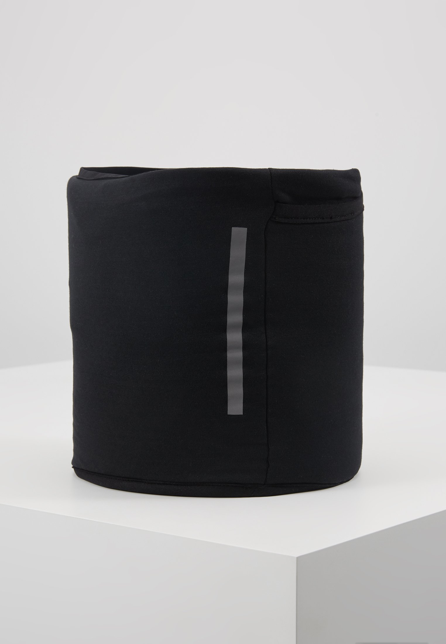 nike run therma sphere neck warmer 2.0