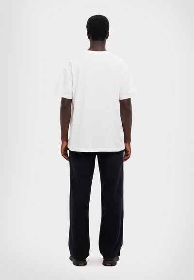 7 DAYS Active ORGANIC OVERSIZE TEE UNISEX - T-paita - brilliant white