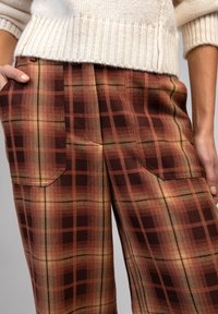 AN'GE PONTALY - Pantalon classique - chocolat