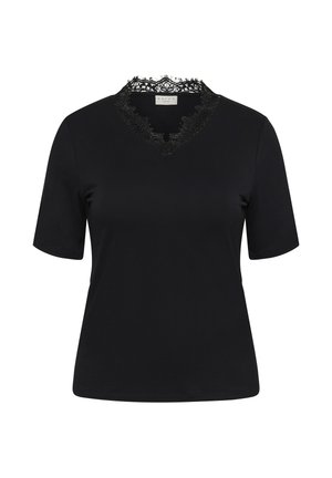 Čierny top s krátkym rukávom a výstrihom do V, zdobený jemnou čiernou čipkou okolo výstrihu.