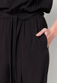 s.Oliver Mono - grey black