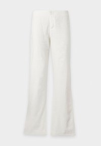 Sélectionné, new off white