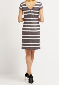 comma Robe de jour - grey