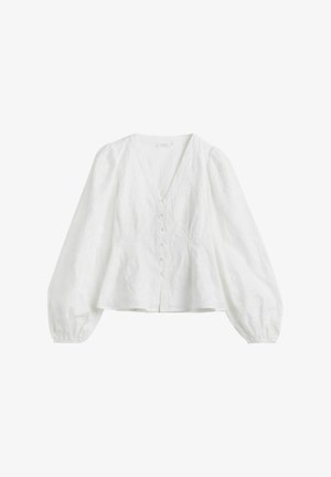 Hvid bluse med lange ærmer, V-hals, knaplukning foran, diskret blomsterbroderi og rynkede manchetter.