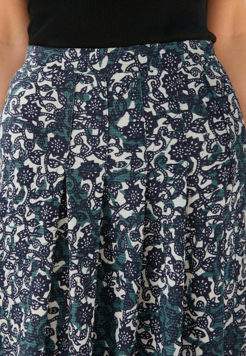 Next PLEAT FRONT DETAIL MAXI SKIRT Faltenrock blue floral ditsy