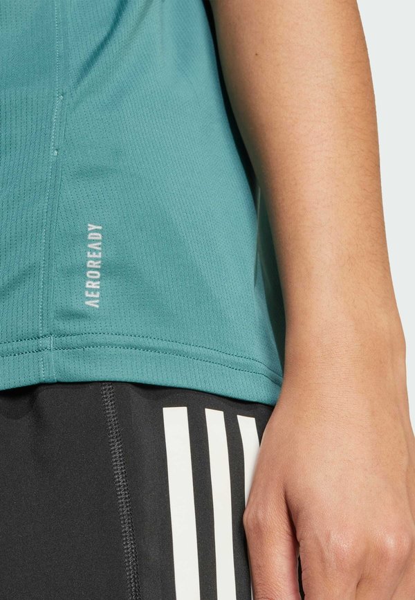 RUN IT TEE - Print T-shirt - preloved teal2