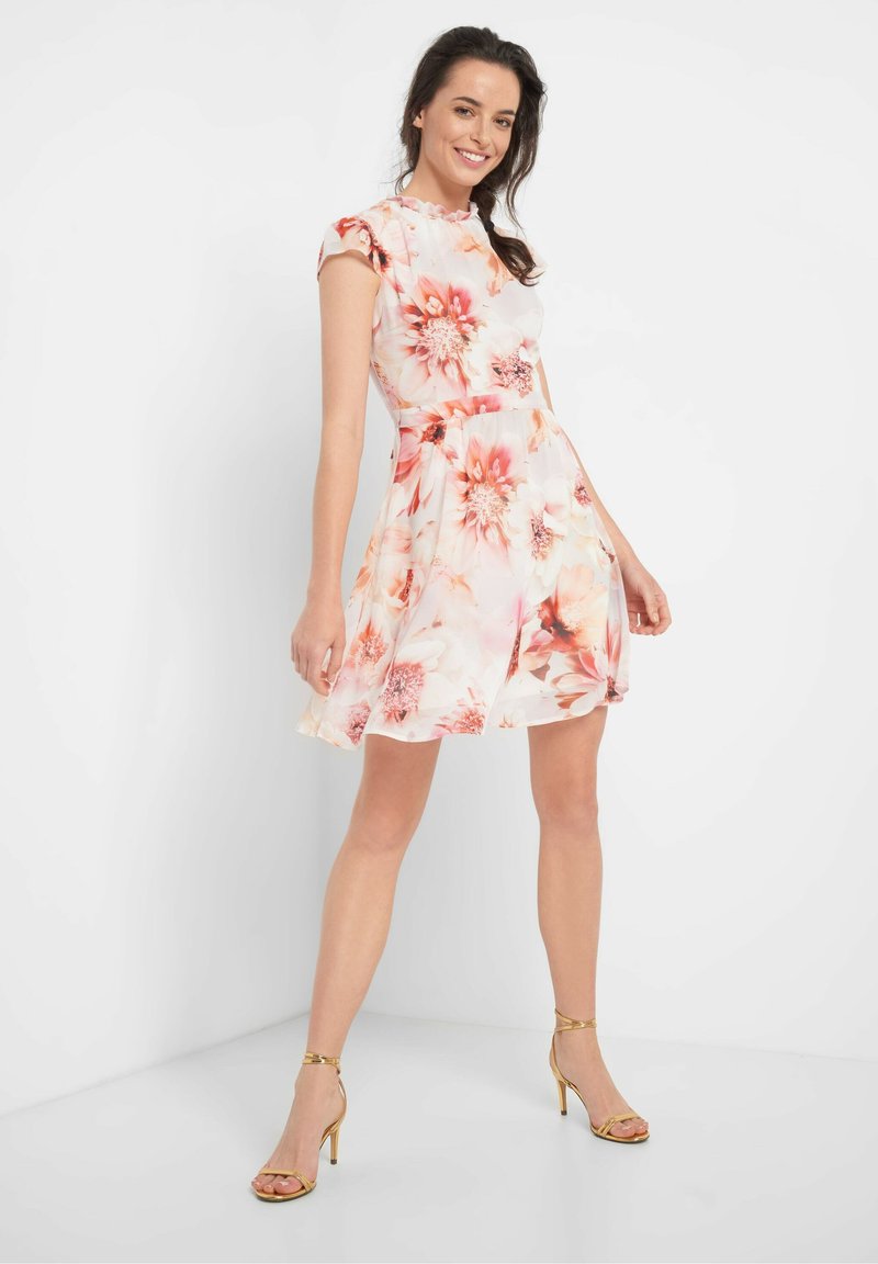 MIT BLUMENMUSTER - Cocktailkleid/festliches Kleid - beigerosa MIT BLUMENMUSTER - Cocktailkleid/festliches Kleid - beigerosa