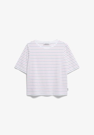 Kurzärmliges T-Shirt mit Rundhalsausschnitt aus weißer Baumwolle mit dünnen roten und blauen Streifen, mit geradem Saum und einem kleinen Logotheke an der Seite.