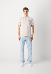 Calvin Klein MULTI TIPPING  - Polo shirt - stony beige/vanilla ice
