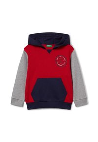 Felpa con cappuccio rossa davanti, maniche grigie e dettagli in blu navy. Presenta una tasca frontale e un logo circolare sul petto. Tessuto in misto cotone.