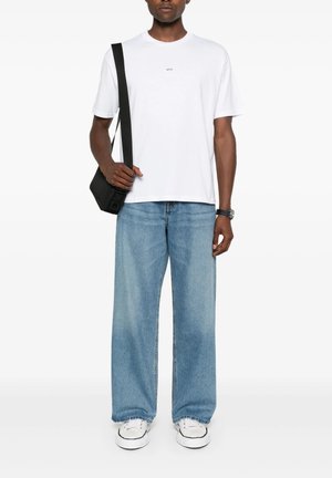 A.P.C., A.P.C. TSHIRT BOXY MICRO LOGO GOTS - T-shirt basic - white