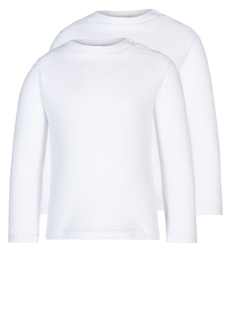 Hvite langermede t-skjorter laget av myk bomull, med rund hals og minimalistisk design, egnet for lagdeling eller hverdagsbruk.
