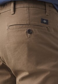 DOCKERS ORIGINAL SLIM - Chinos - cub