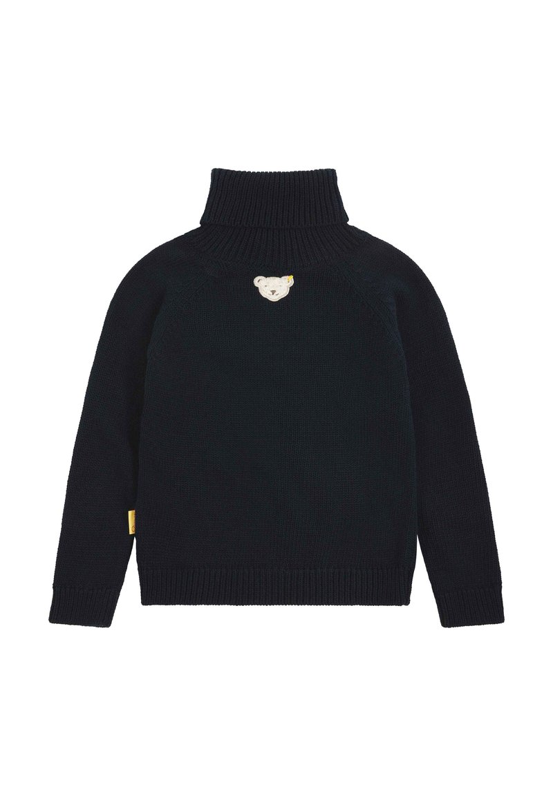 Maglione lavorato a maglia navy con colletto alto. Presenta un design di orso ricamato sul petto e un'etichetta gialla sul lato. Vestibilità classica.