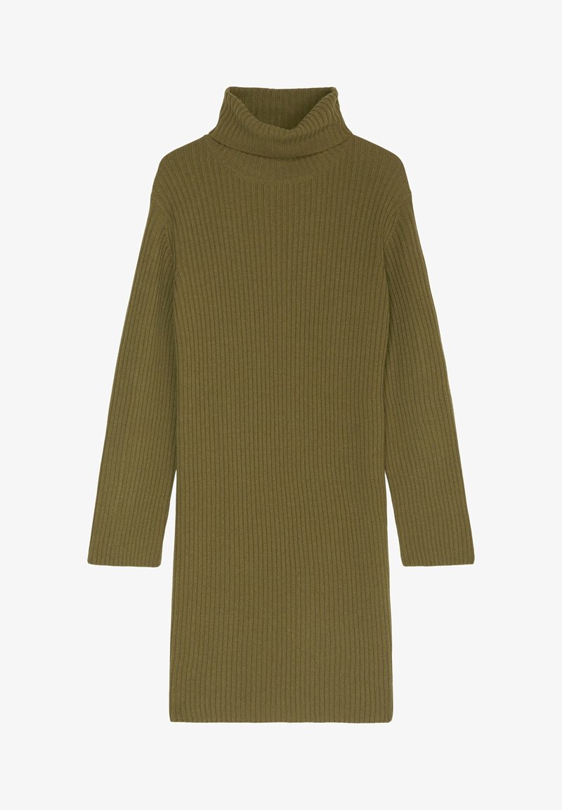 Robe pull longue en maille côtelée vert olive avec col roulé et manches longues.
