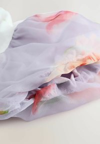 Baker by Ted Baker REGULAR FIT - SLEEVE BOW DETAIL 2 PIECE SET - Legingi — bikses - lilac/purple