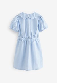 Sininen ruudullinen mekko lyhyillä puff-hihansuilla, pyöreällä kauluksella ja joustavan vyötärön kanssa. Kevyt puuvillakangas, polvipituinen.