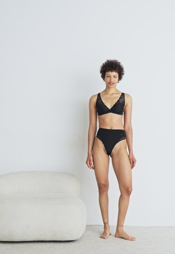 THONG SEAMLESS - Thong4