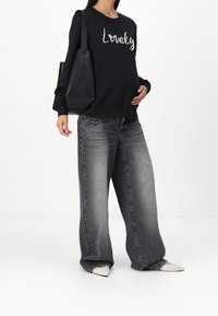 ONLY MATERNITY Felpa - black