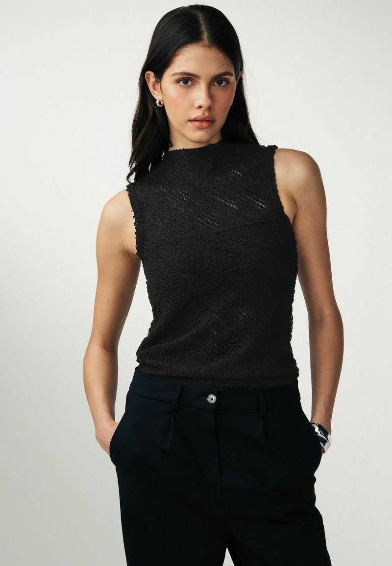 Next - SLEEVELESS - Toppi - black, Suurenna