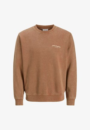 Felpa marrone realizzata in morbido tessuto, con collo a giro e polsini a costine. Logo "jack & jones" bianco sul lato sinistro del petto.