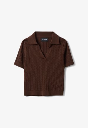 Polo a maniche corte marrone in maglia con motivo a diamante testurizzato e colletto a V, con etichetta "LES COPAINS".