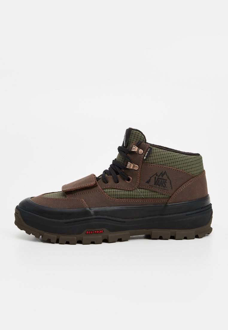 Zapatillas altas