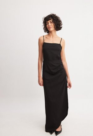 DRAPIERTES MIT SCHNÜRUNG AM RÜCKEN - Maxi dress - black