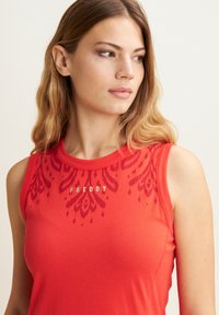 Freddy Vestido ligero - poppy red