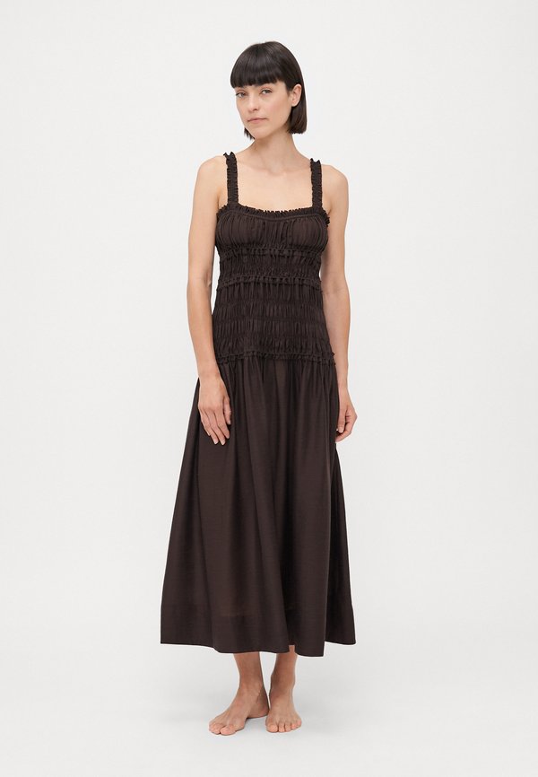 SMOCKED MIDI DRESS - Strandaccessoire - deep chocolate