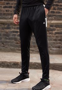 Next ACTIVE SPORTS JOGGERS STANDARD - Pantalones deportivos - black