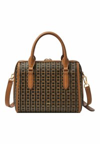 Bolso de mano de cuero marrón con herrajes dorados, que presenta un patrón impreso en negro de eslabones entrelazados. Correa de hombro desmontable incluida.