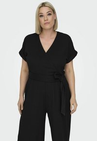 ONLY Carmakoma Pajac - black