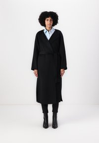 Calvin Klein ARCHIVE COAT - Klasický kabát - black