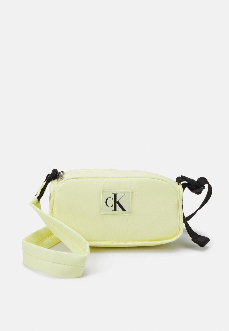 Calvin Klein Jeans CITY CAMERA BAG Across body bag sherbert/light yellow Zalando.co.uk