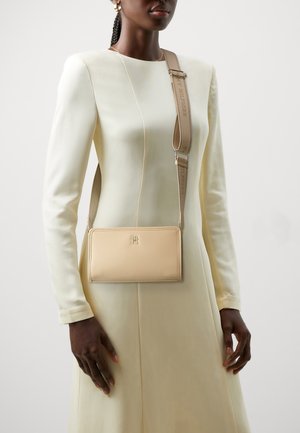 Tommy Hilfiger, Sac bandoulière - beige