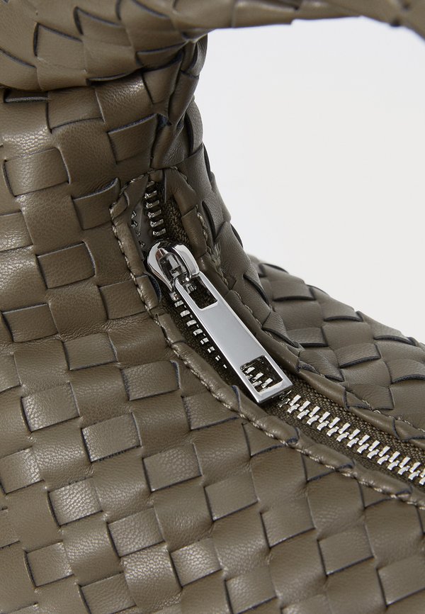 BRAIDED HANDBAG - Handbag - khaki4