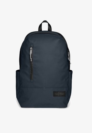 Mørkeblå Eastpak rygsæk med front lodret lynlåslomme, sidelommer, top bærehåndtag og hovedlynlåslomme.