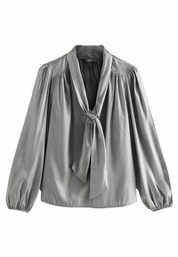 Bluză gri din material neted, cu un design cu cravată la gât, maneci lungi și puffate, și detalii pliate la umeri.