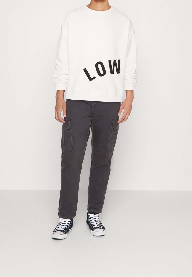 LOW LIGHTS STUDIOS® Mikina - off-white