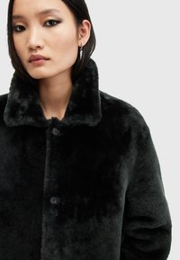 AllSaints SERRA SHEARLING  - Cappotto invernale - green