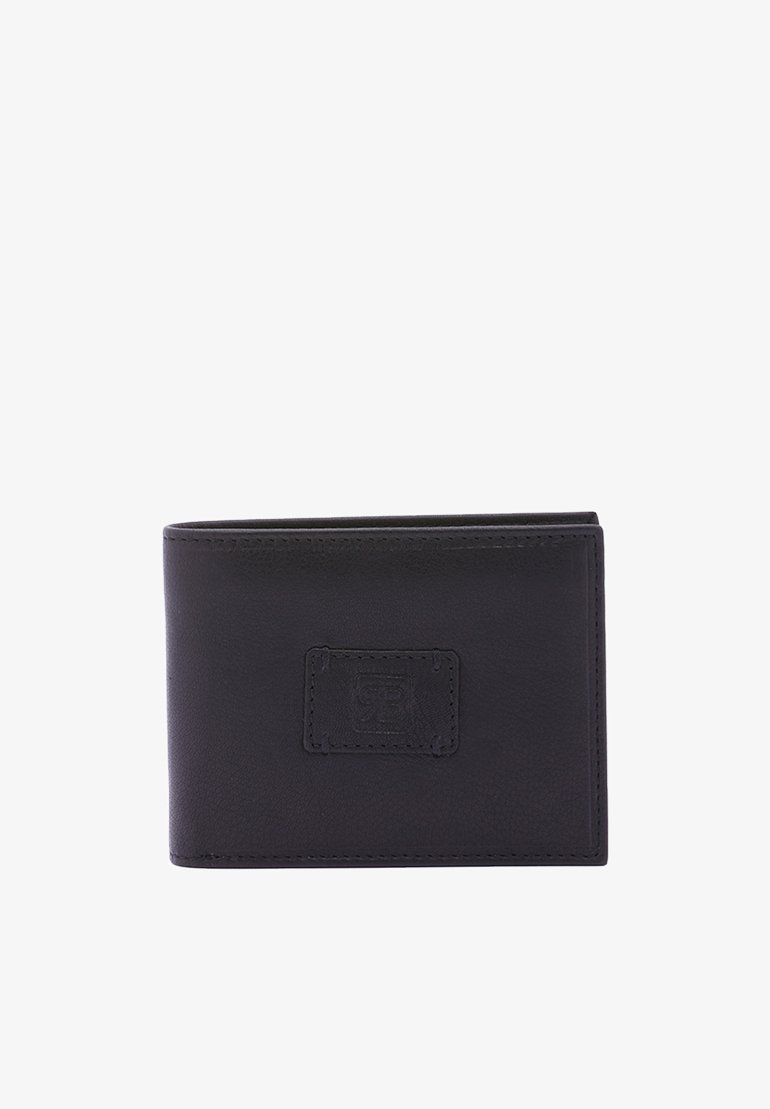 Zwarte leren portemonnee met een gestikte rand, voorzien van een opvallend reliëflogo aan de voorkant. Compacte, rechthoekige vorm voor gemakkelijke hantering.
