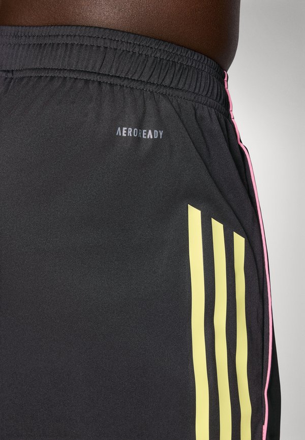 JUVENTUS TIRO25 COMPETITION TRAINING SHORTS - Club wear2