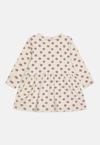 Abito a maniche lunghe in beige chiaro con pois viola, caratterizzato da una gonna arricciata e una scollatura rotonda. Tessuto morbido.