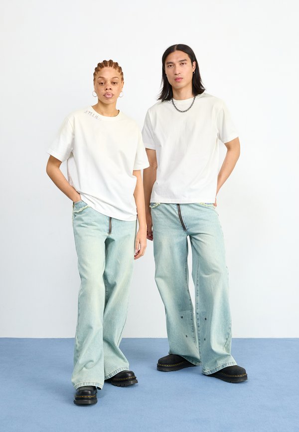 RECRUIT UNISEX - Print T-shirt - beige2