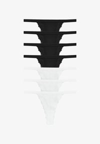 Unselected, black white