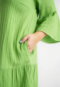 ADIA ADBibbi - Blousejurk - green banana