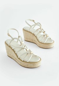 Next FOREVER COMFORTWARE DETAIL  REGULAR FIT - Espadrilky - bone